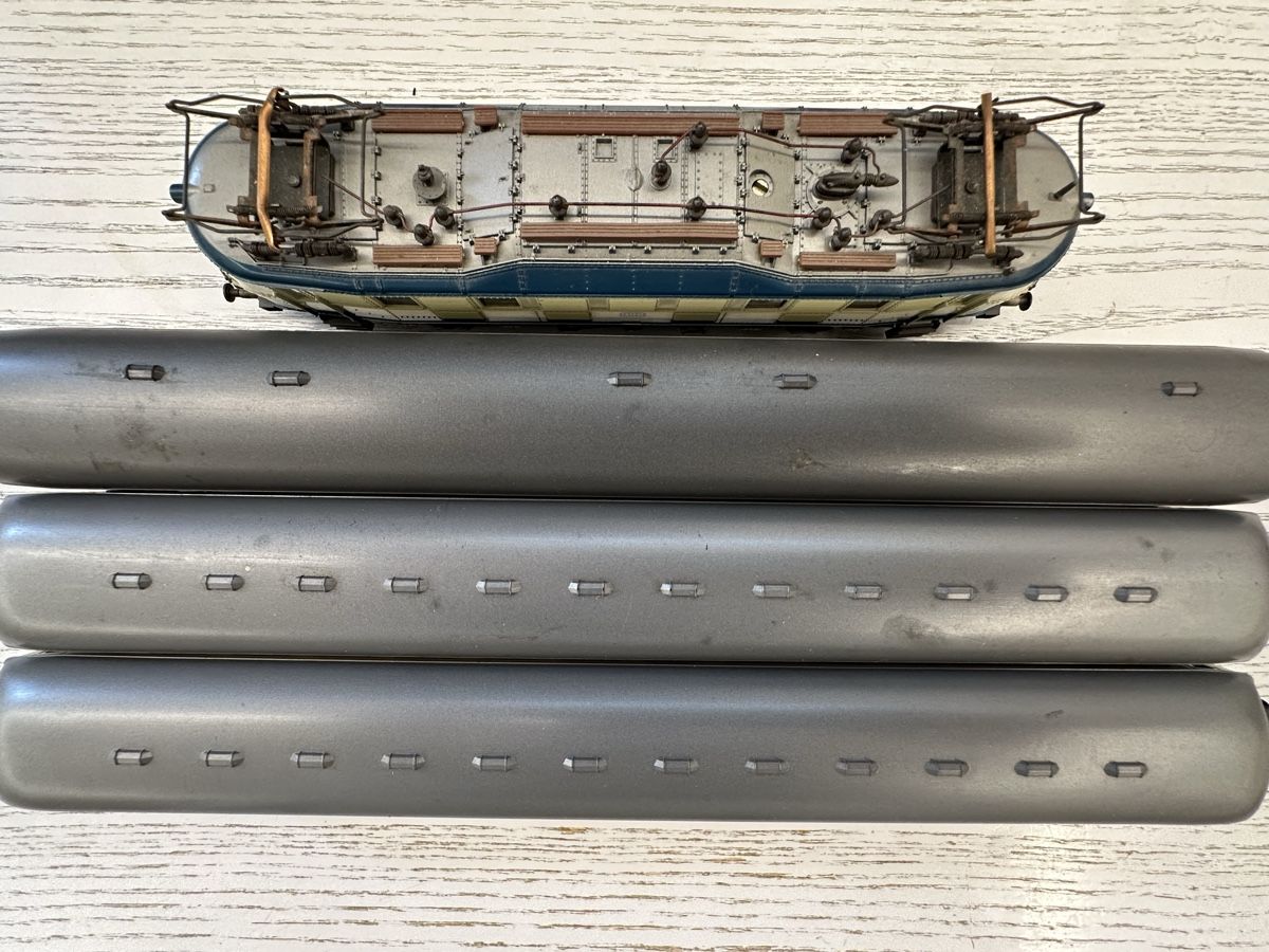 Roco Modellini di ferrovie: Roco 4141A DB BR 118 Personenzug – Usato da Lupsingen venduto da New-Haven 3