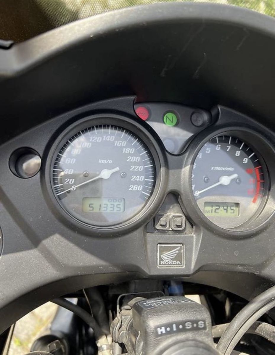 Honda Strada: Honda CBF 1000A Inkl. Topcase/Seitenkoffer – Usato da Biel/Bienne venduto da Monroe222 4