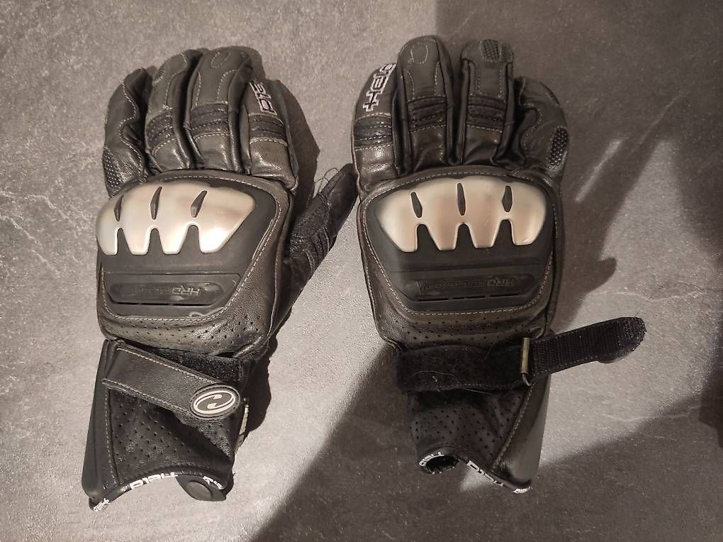 Gants & mitaines : Motorrad Handschuhe Grösse 8 – D'occasion à Rümlang par ml16ml16