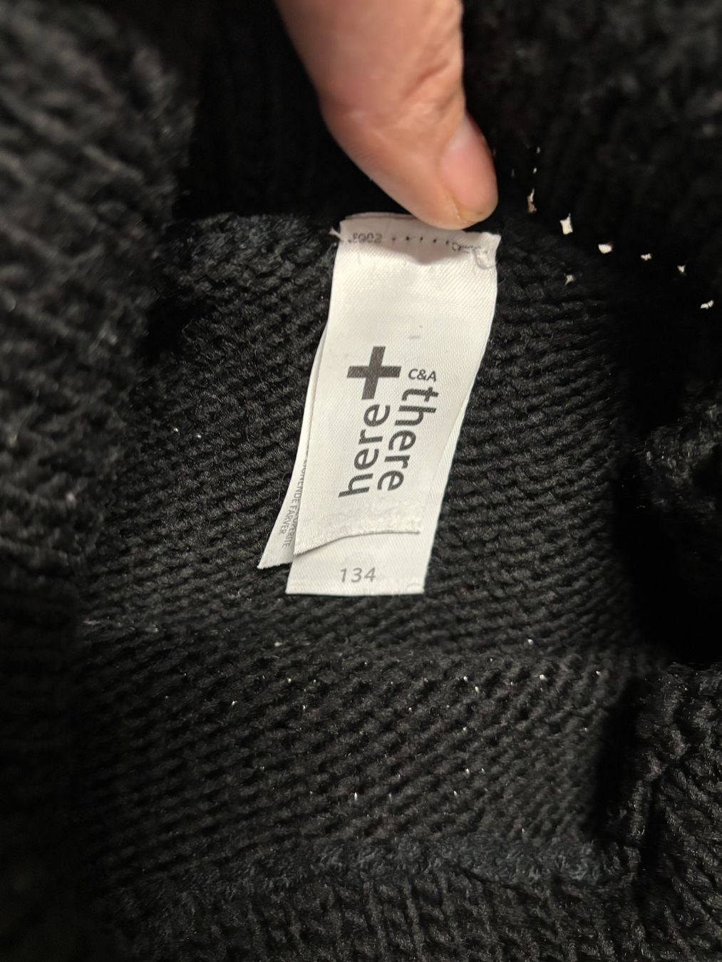 Robes et jupes: Robe pull rayée col roulé noire et blanche taille 134 – D'occasion à Salvenach par gwenwywar 1