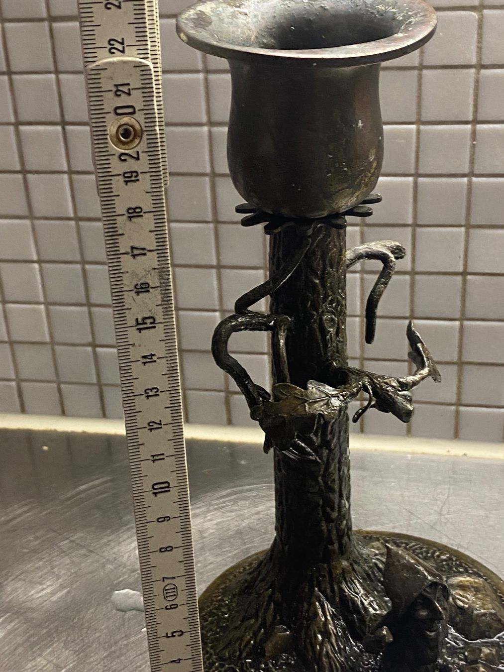 Portacandele: Kerzenständer Bronze mit Zwerg, Baumstammmotiv – Usato da solothurn venduto da soko75 7