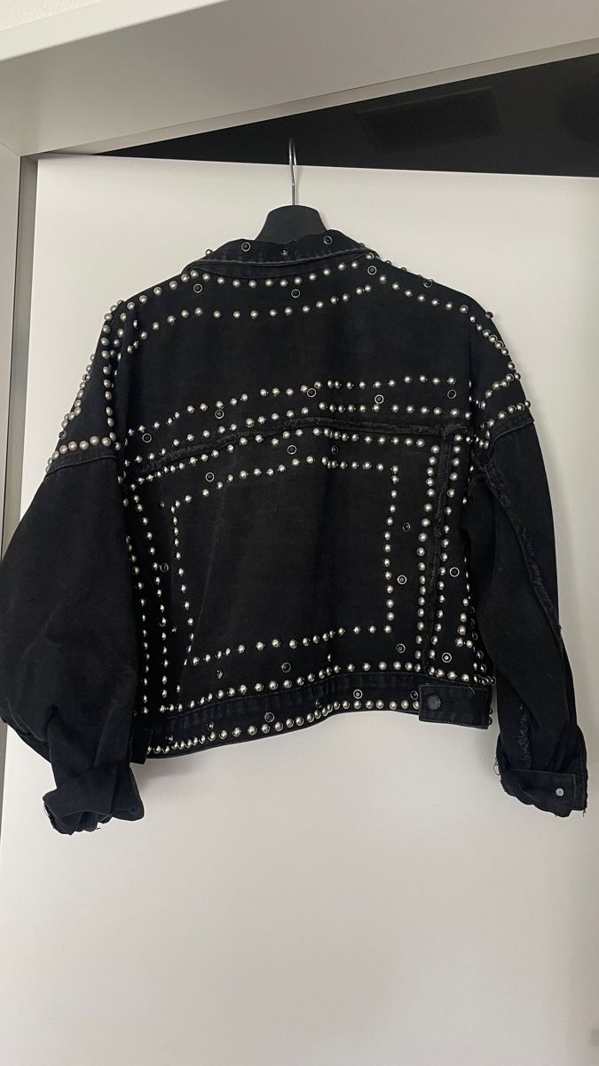 Giacche: Jeansjacke mit Nieten onesize – Nuovo (secondo la descrizione) da Hinwil venduto da dire07 1