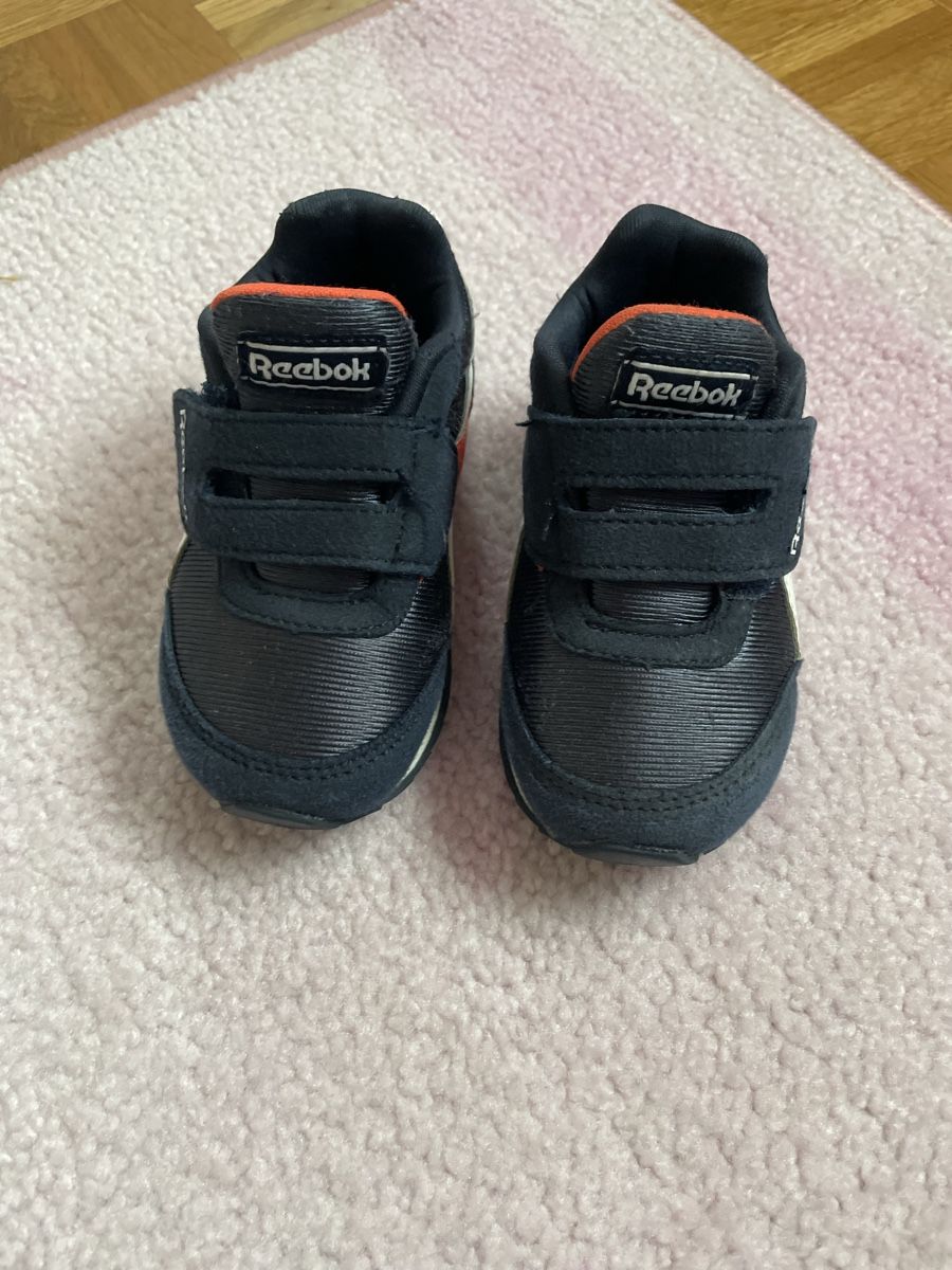 Reebok Scarpe per ragazzi: Chaussures bébé Reebok, taille 20 – Nuovo (secondo la descrizione) da Versoix venduto da Pti-pois