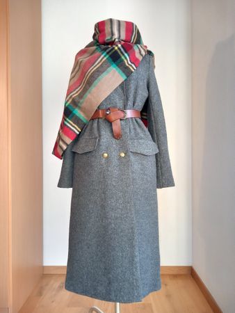 Neuwertiger Wollen Mantel von Zara Gr. S