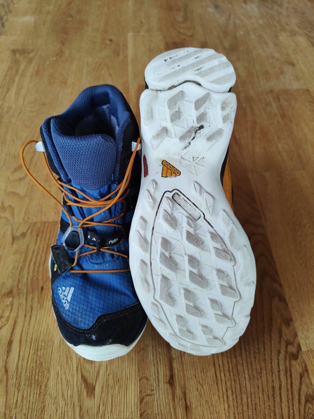 Adidas Scarpe da uomo: Adidas Wanderschuh Gr.36 2/3 – Usato da Eggiwil venduto da armluk