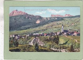 Cortina gegen Croda da Lago Nuvolau  und 5 Torri