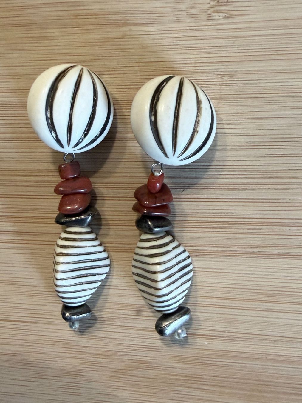 Ohrringe & -stecker: Modeschmuck - Vintage Ohrringe – Gebraucht aus Basel von zukk_