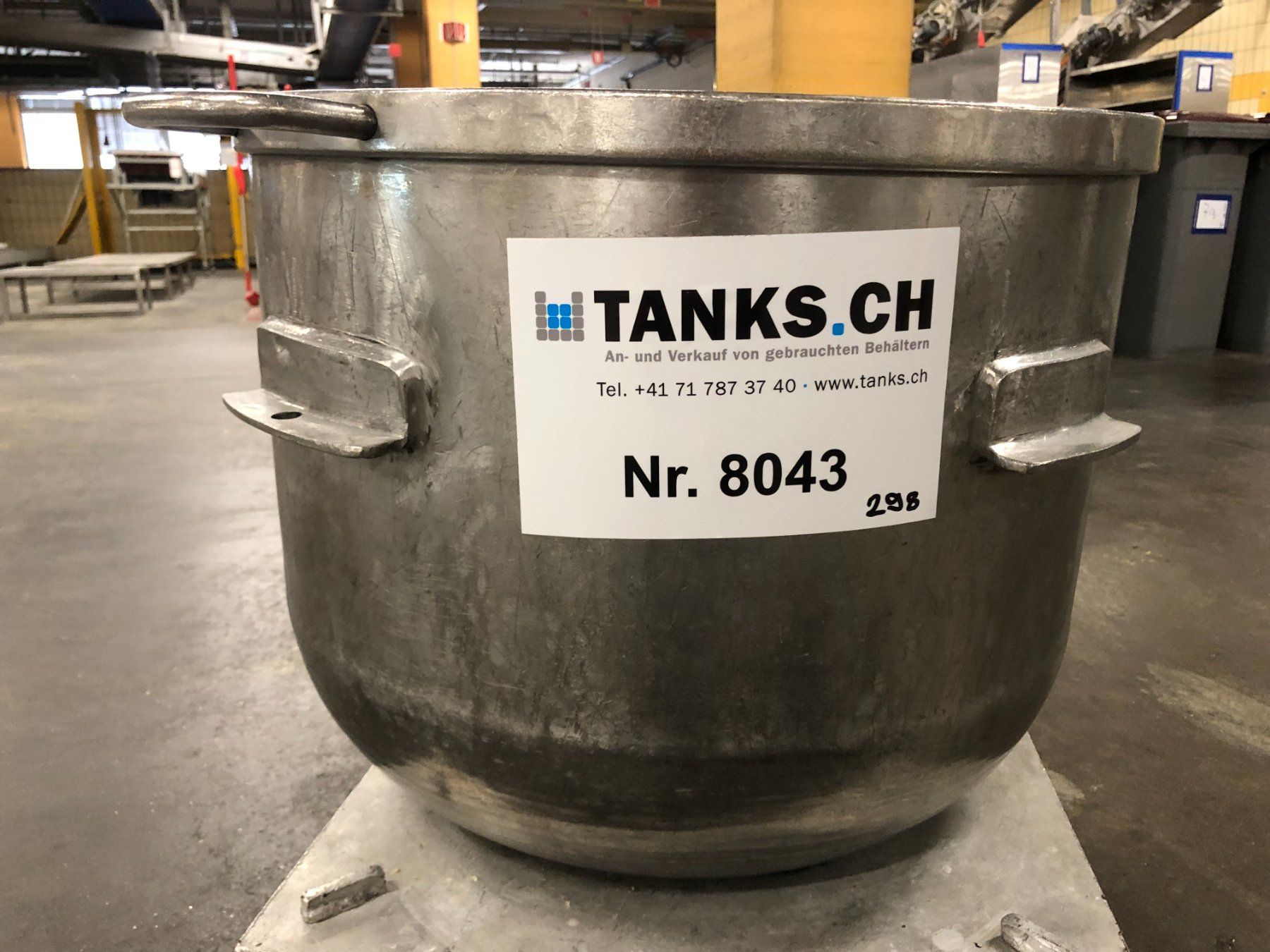 Schalen: 90 Liter Edelstahlschüssel mit passendem Rollwagen – Gebraucht aus Appenzell von OcclineGmbH 3