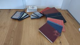 Briefmarken Sammlung - AB RAYONS! 8 Alben, und anderes!