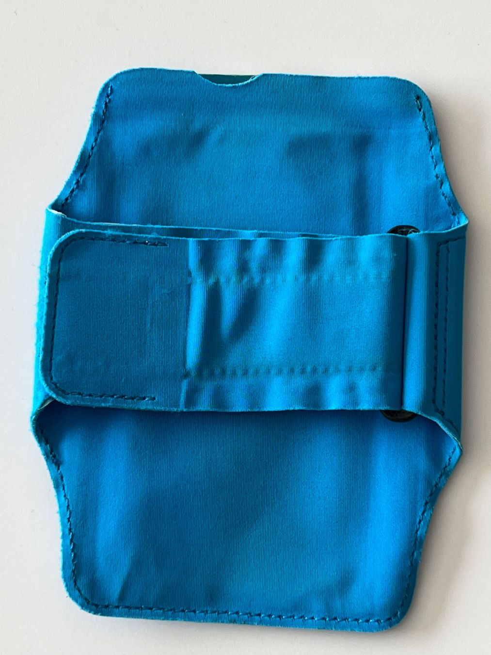 Covers & Schutzfolien: Handytasche Smartphone Armband Sport klein – Gebraucht aus Büetigen von Jabo 1