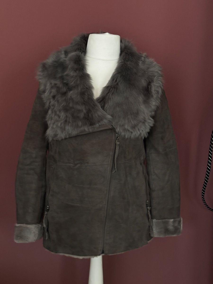 Zara Cappotti: Lammfelljacke anthrazit grau – Nuovo (secondo la descrizione) da Muttenz venduto da einfach-schoen