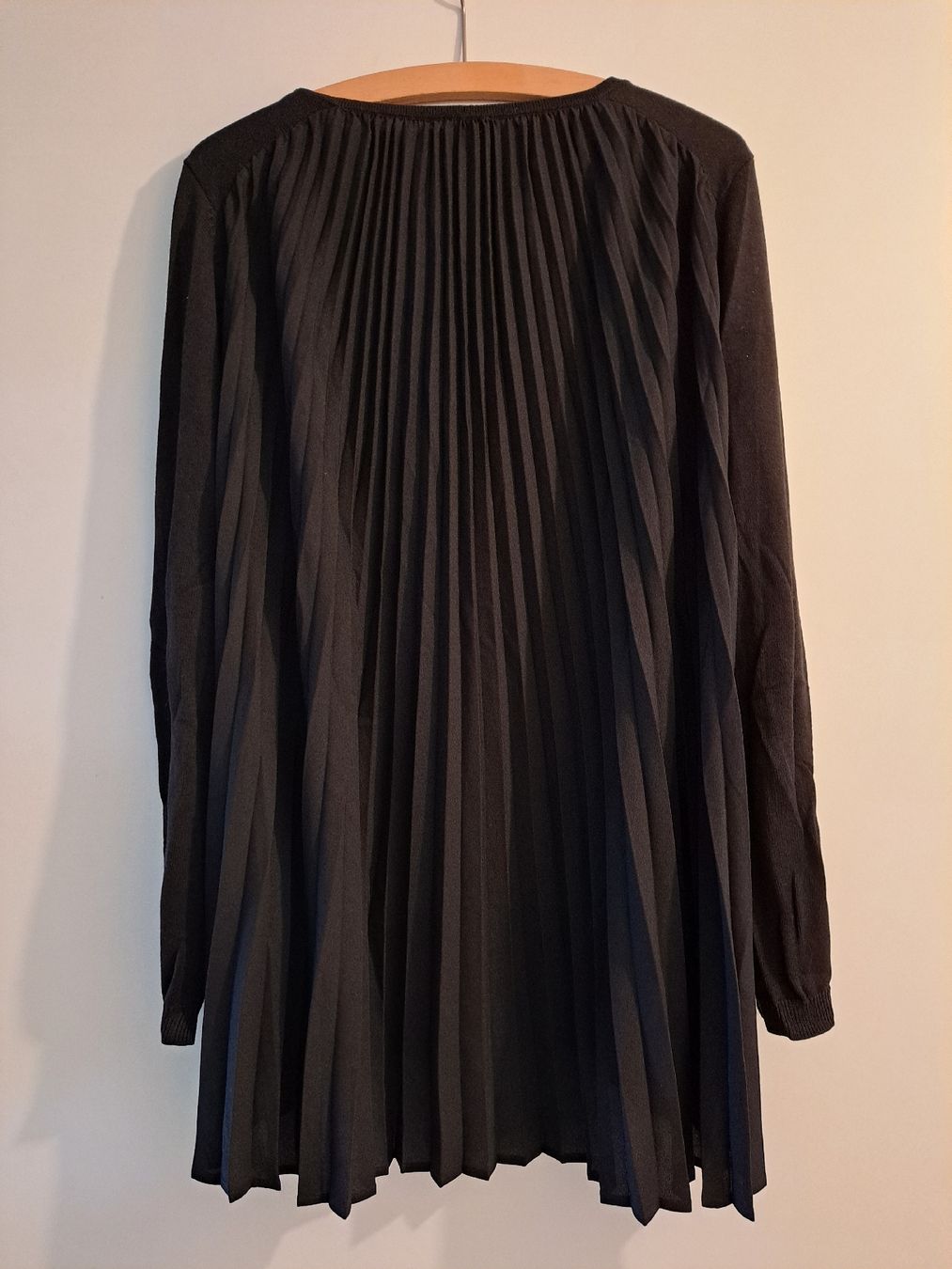 Alba Moda Maglioni & Felpe: Pullover mit Plissee-Rücken, Alba Moda Grösse 44 – Nuovo (secondo la descrizione) da Oberdiessbach venduto da Noeusu 1
