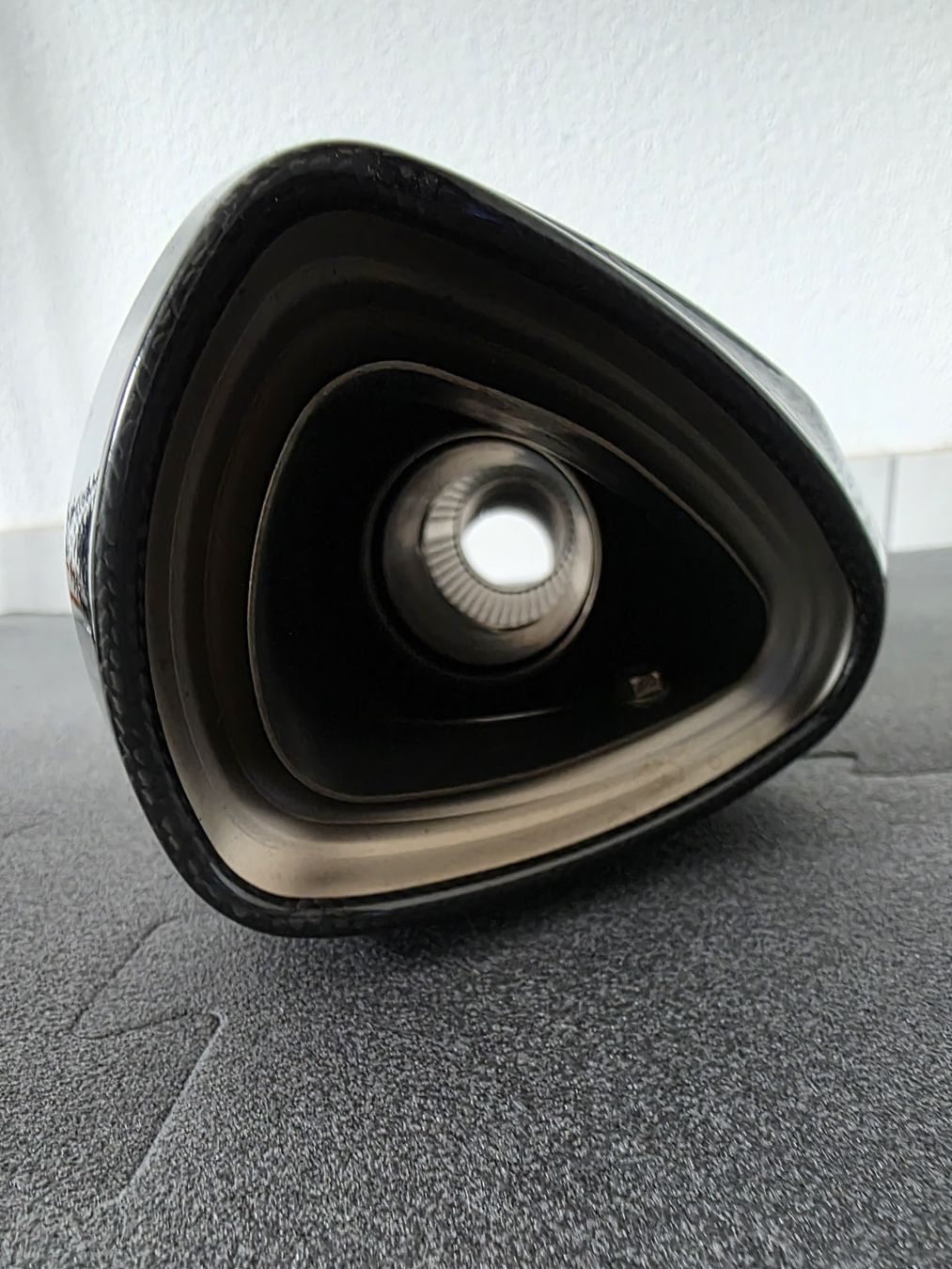 BMW Auspuffanlagen: Akrapovic K69 Endschalldämpfer – Gebraucht aus Belp von Ginus85 6