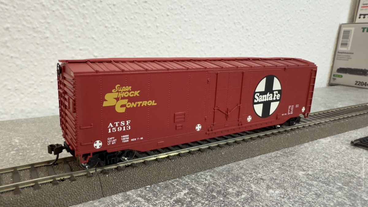 Modellini di ferrovie: Bachmann Santa Fe Güterwagen HO / DC – Nuovo (secondo la descrizione) da Schlieren venduto da rat_lq6b 3