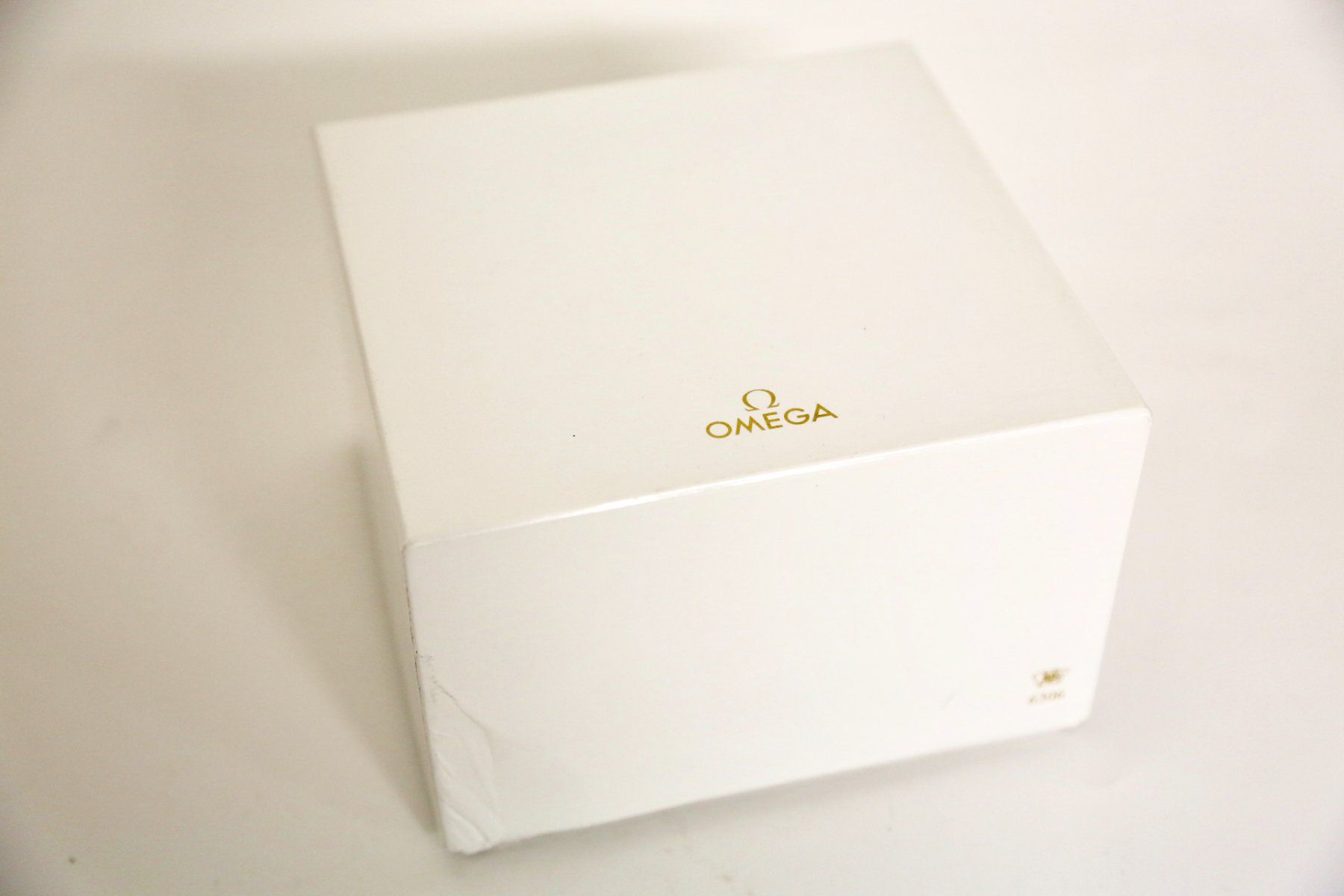 Omega Uhren: Omega Speedmaster Olympic Box – Gebraucht aus Reinach BL von  2