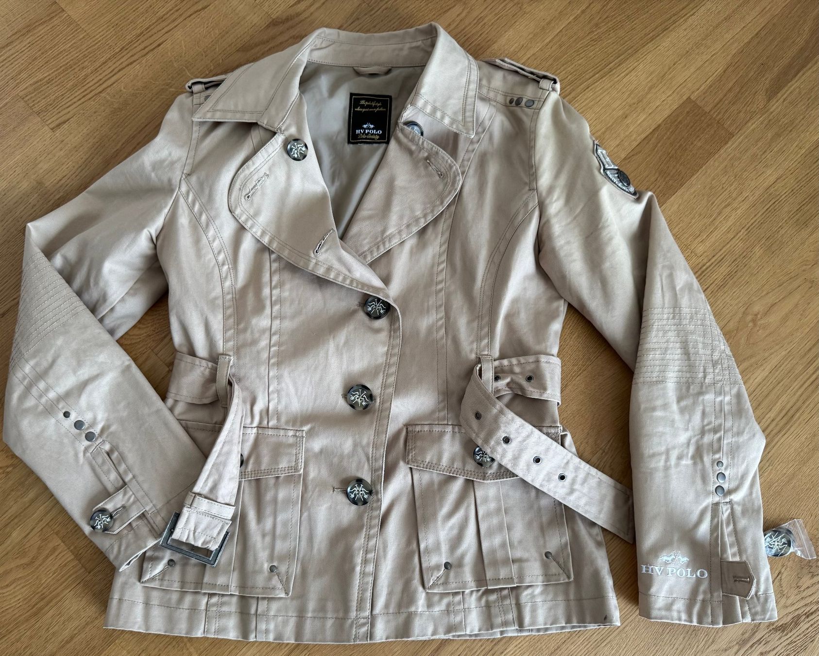 Giacche: Damen-Jacke Grösse M – Usato da Frauenkappelen venduto da HDPerle