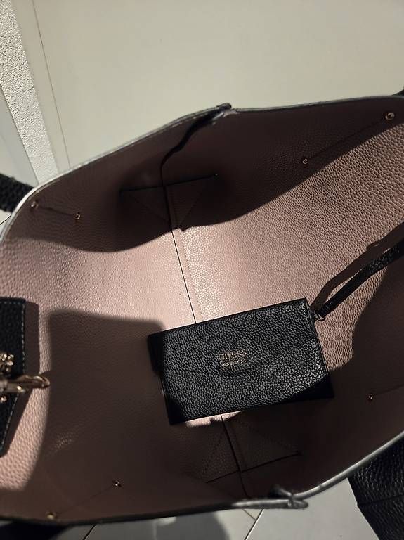 Borse da donna: GUESS 3er Taschen-Set schwarz – Usato da Wallisellen venduto da led_dk26 2