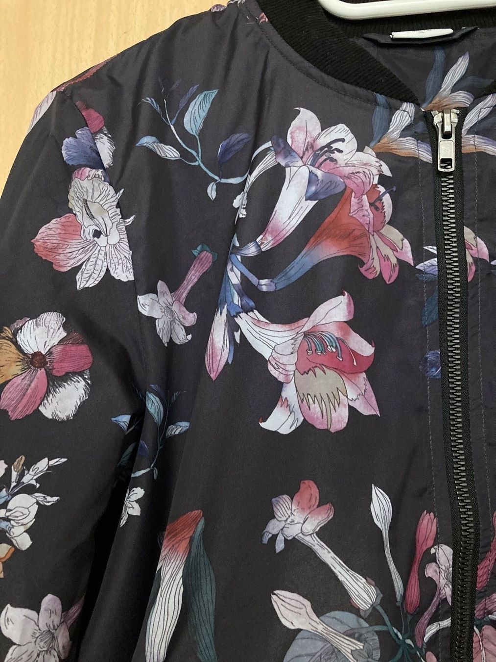 Giacche: Geblümte Jacke Gr. 36 – Usato da Thun venduto da Vans_98 3