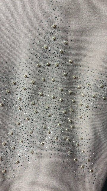 Maglioni & Felpe: Pull avec motif étoile avec perles neuf – Nuovo (secondo la descrizione) da Crans VD venduto da vra_262m 2