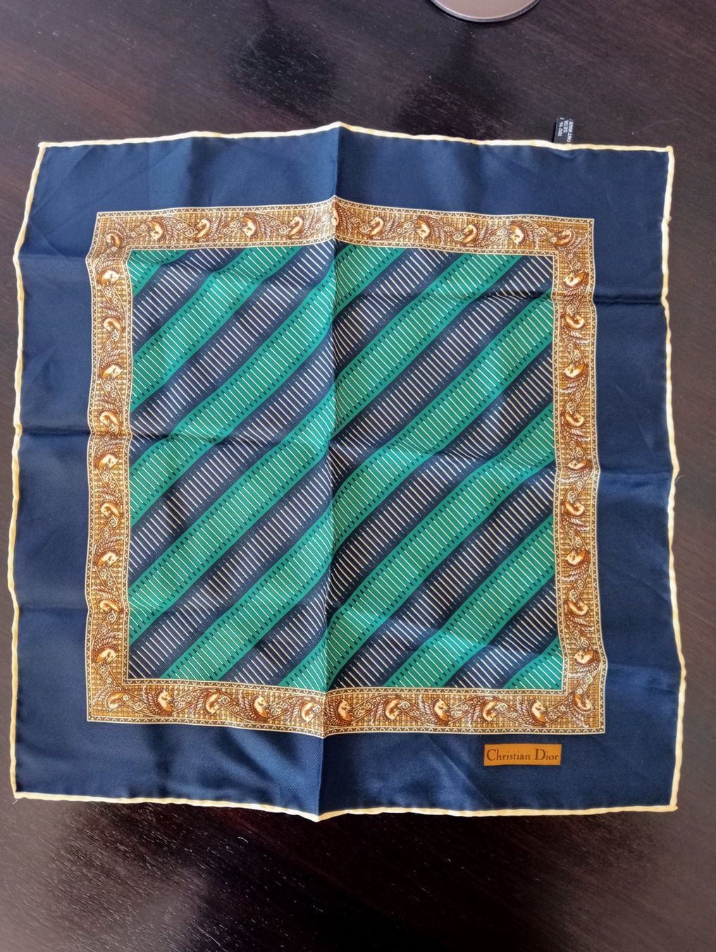 Dior Sciarpe: Christian Dior Pocket Square – Nuovo (secondo la descrizione) da Oberdorf NW venduto da ale_6r6c 2
