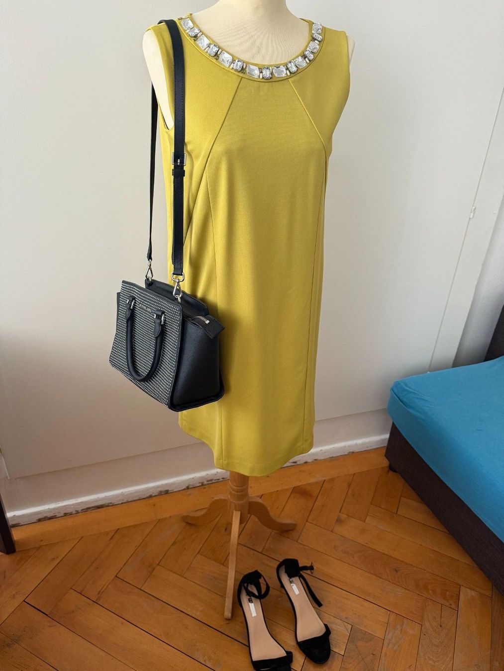 Vestiti: Robe droite verte-jaune – Nuovo (secondo la descrizione) da Le Locle venduto da tchanatakoua 4