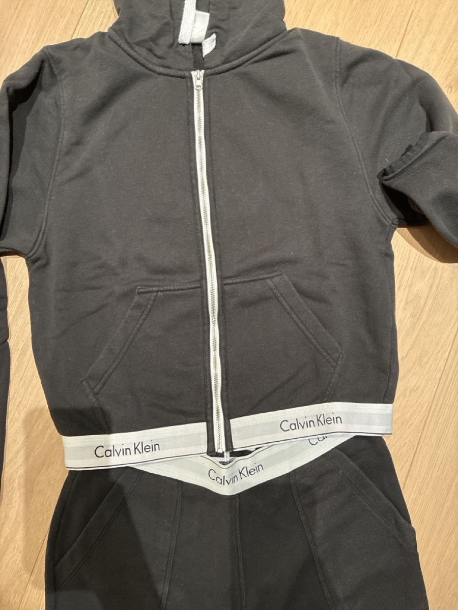 Calvin Klein Completi & Tailleur: Calvin Klein Trainingsanzug 36/S – Usato da Uitikon Waldegg venduto da sarab6928 1
