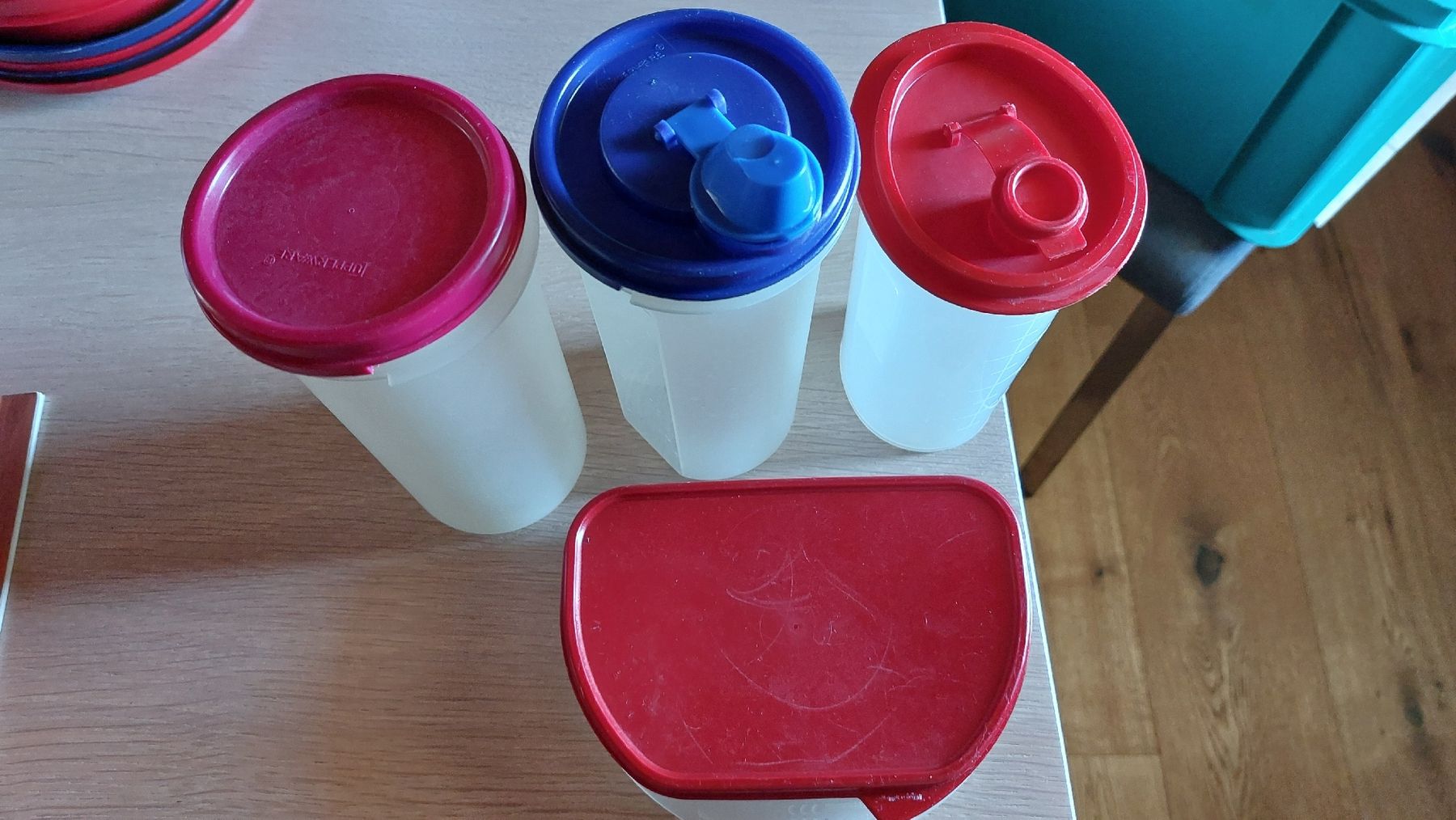 Tupperware Contenitori & Simili: 4 Tupperware Behälter mit Deckel gebraucht – Usato da Thörigen venduto da Mairitterling