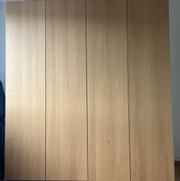 Grosser Kleiderschrank Holzoptik mit Schubladen gebraucht