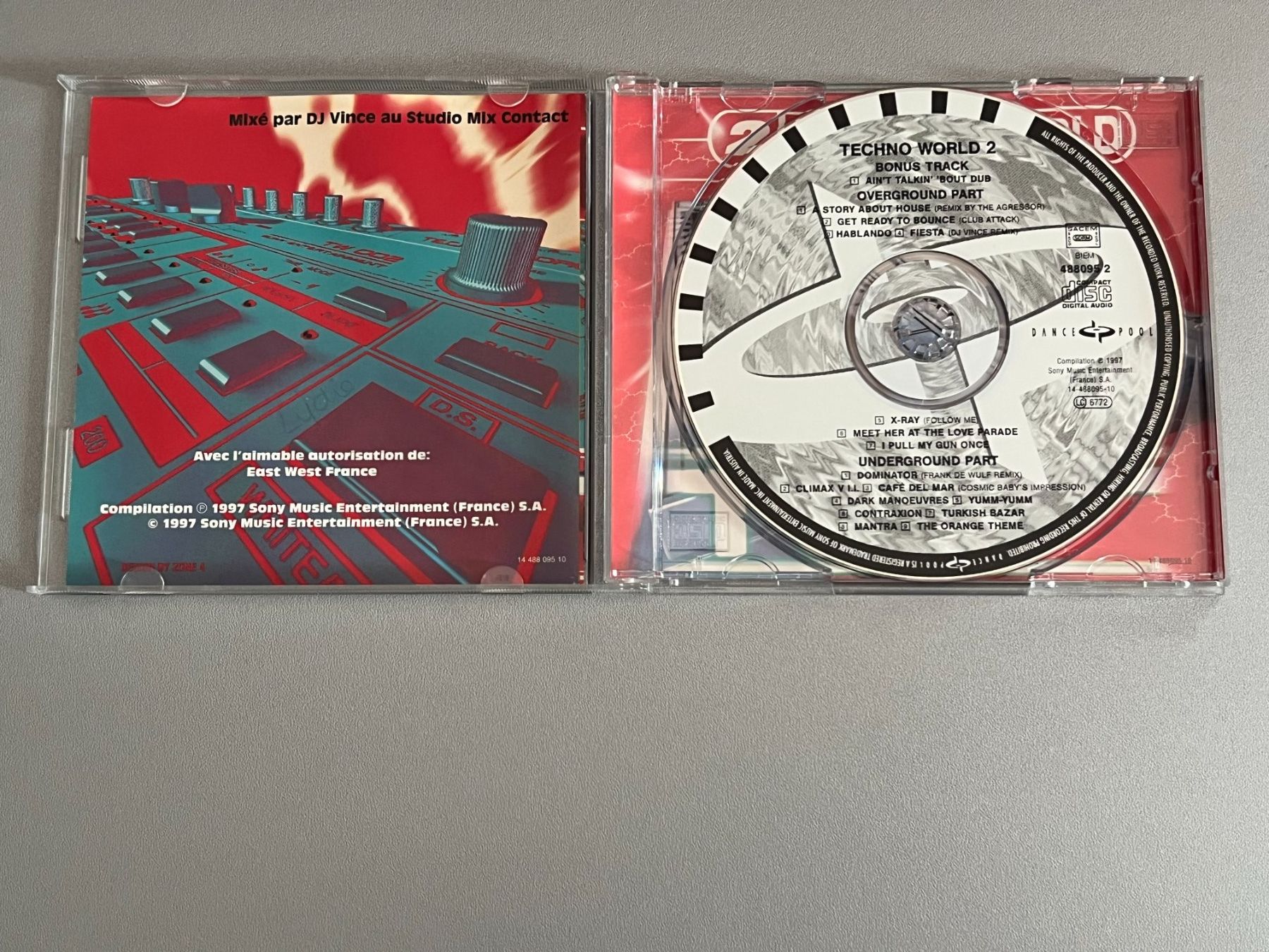 CDs: Techno World 2 (CD) 1997 – D'occasion à Rivera par poweradem05 2