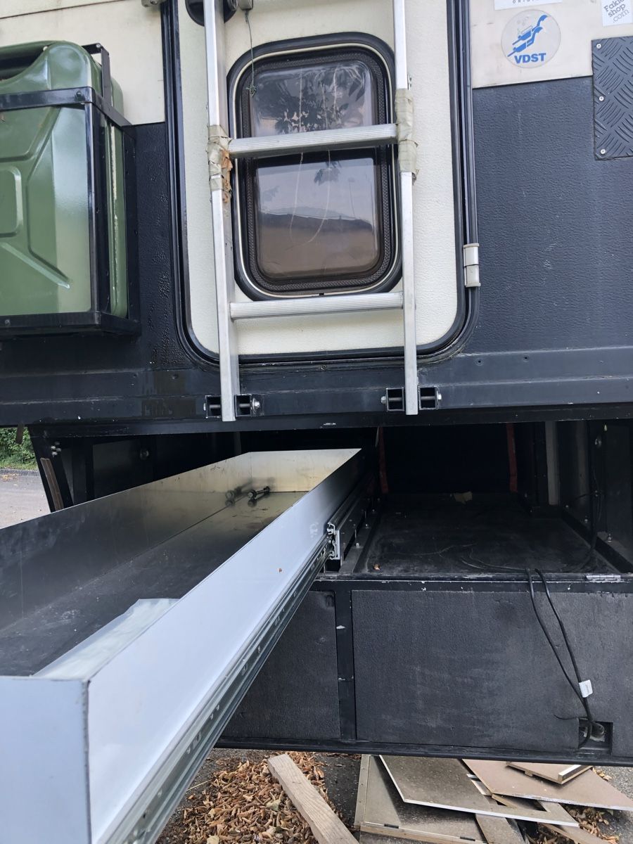 Mobilhome: Wohnkabine mit Hubdach Hardshell Pop-Top + doppelboden – Gebraucht aus Münchenstein von linoge 1