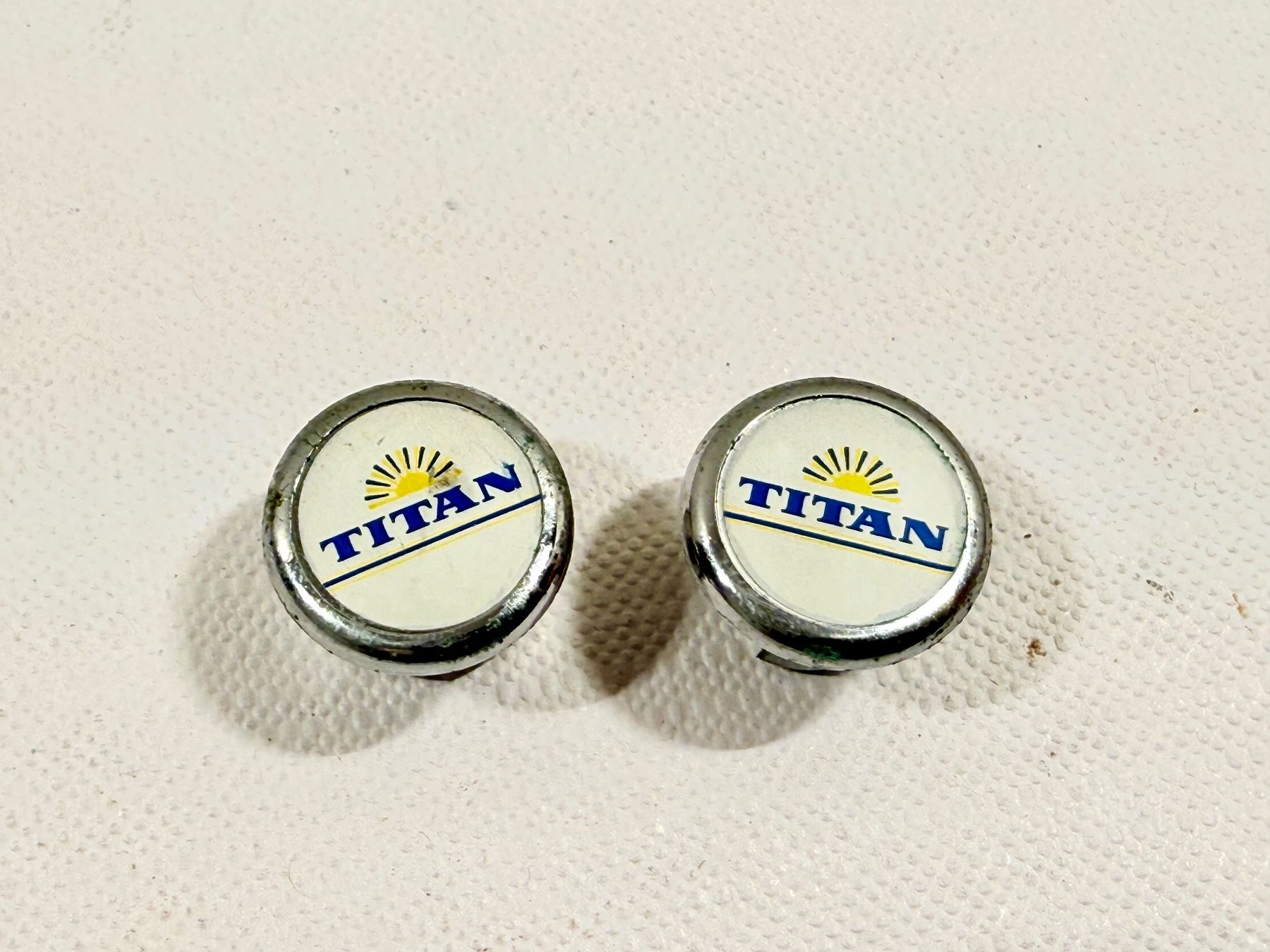 Ersatzteile: TITAN Lenkerendstopfen VINTAGE 2603 – Gebraucht aus Luzern von bikeandbeltcom