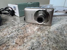 Canon IXUS 115 HS Kompakte Digitalkamera