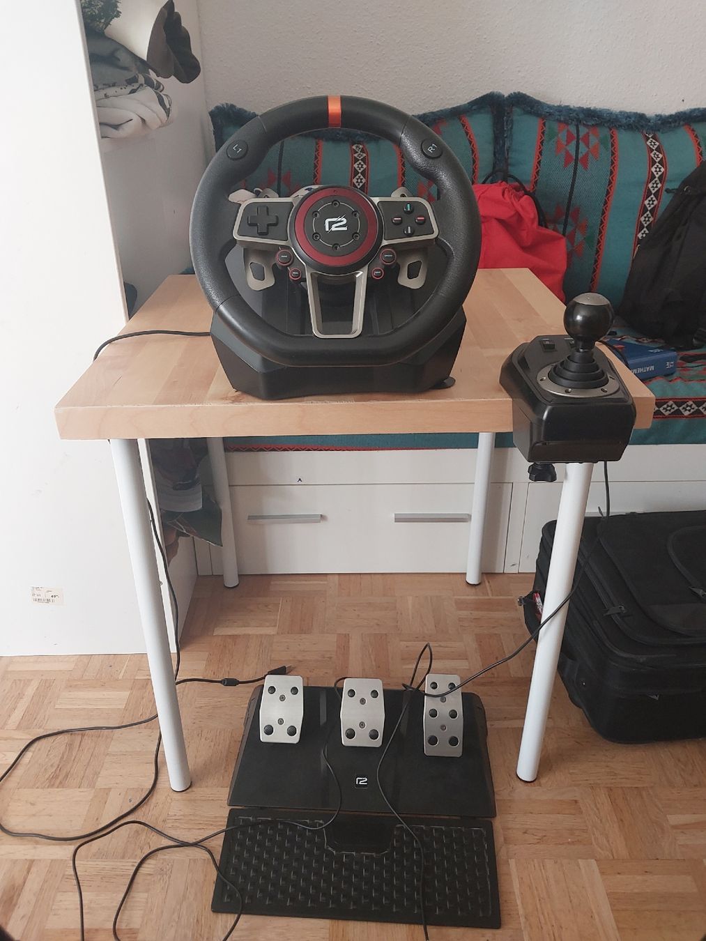 Controller: R2 Gaming steuerrad – Gebraucht aus Küsnacht ZH von nik_jdg6