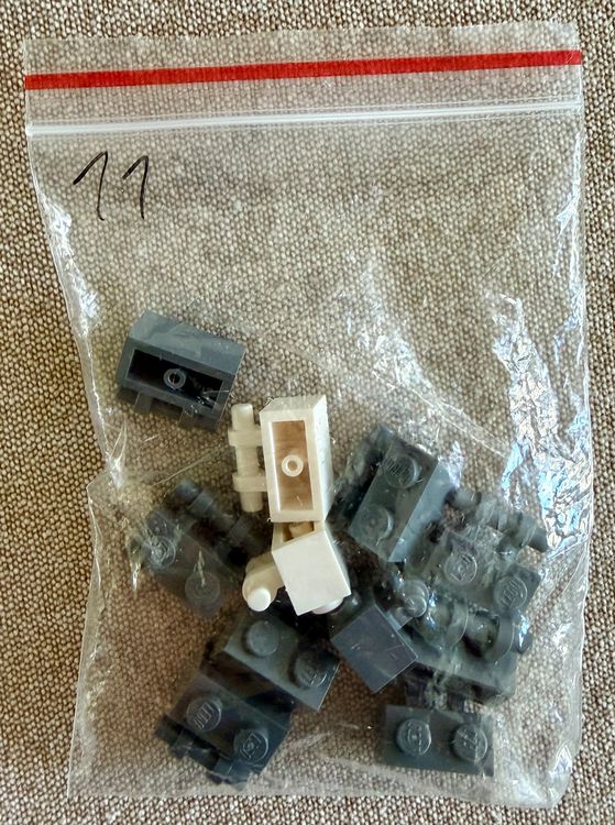 Lego 11 x Brick Modified 1 x 2 with Bar Handle on Side 30236 (Gebraucht ...