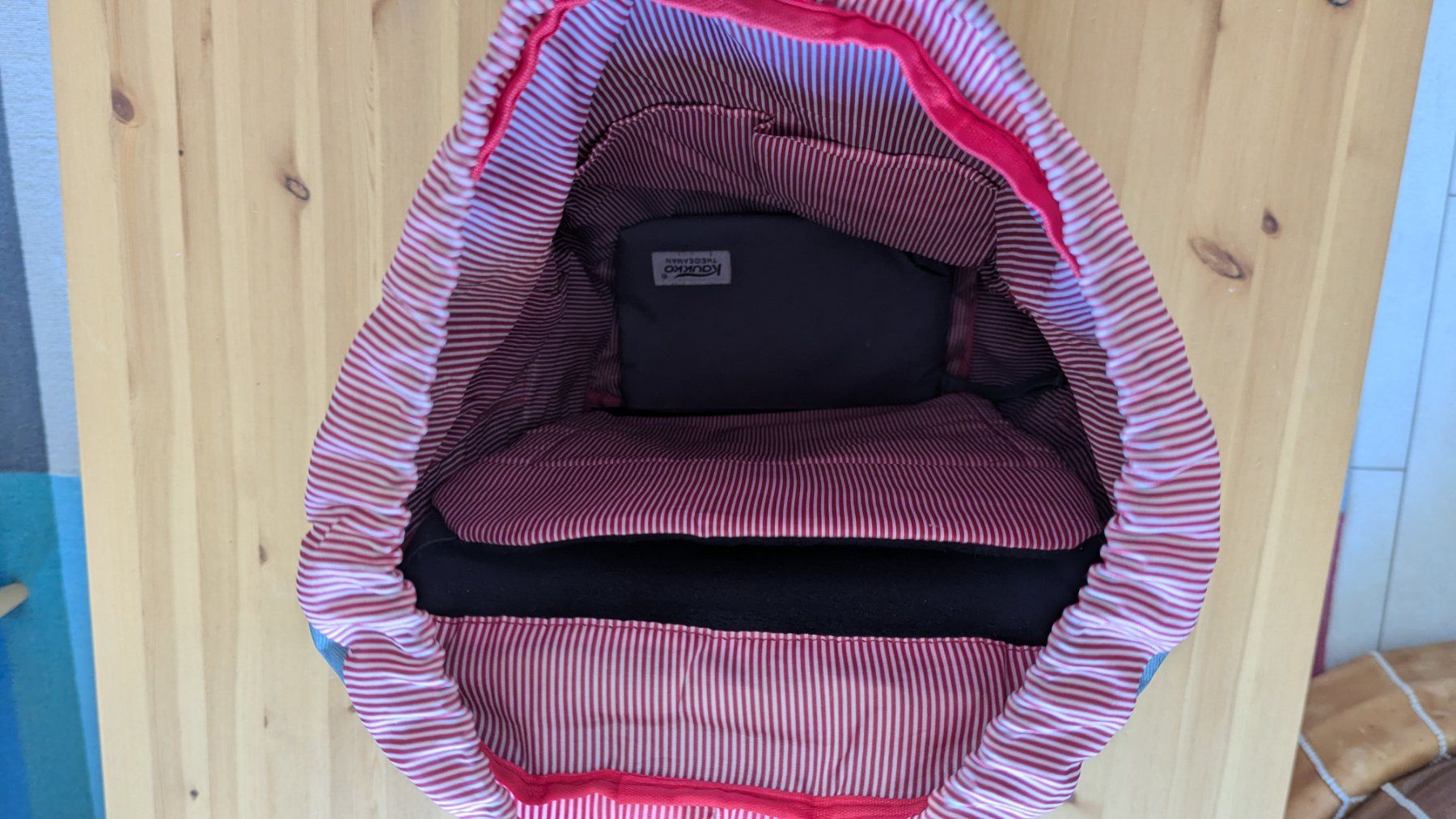 Zaini: Sac à dos avec poche PC type Herschel – Usato da Pully venduto da dia_6tzd 2