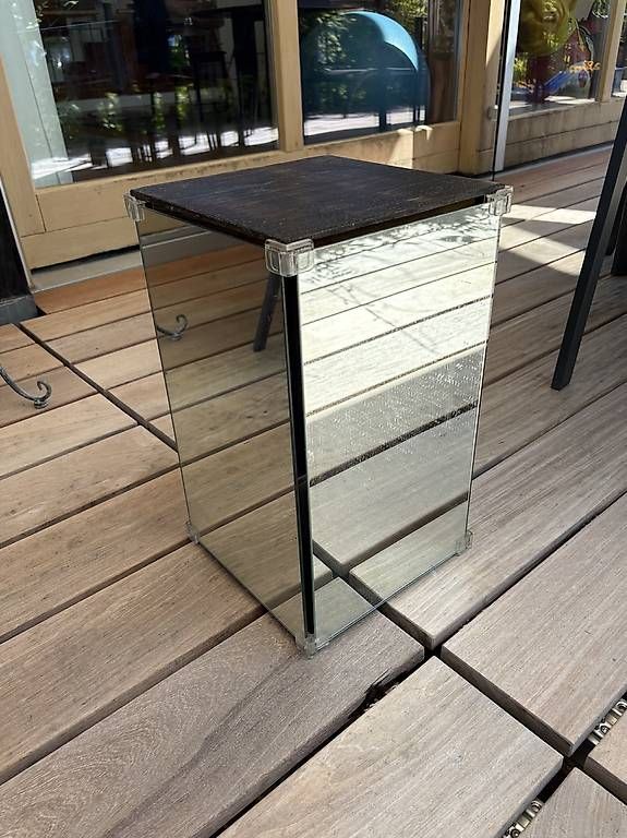 Altro in Decorazioni & Accessori: Beistelltischchen Glas-Säule mit Holzplatte – Usato da Biel-Benken BL venduto da AngiSchaefer