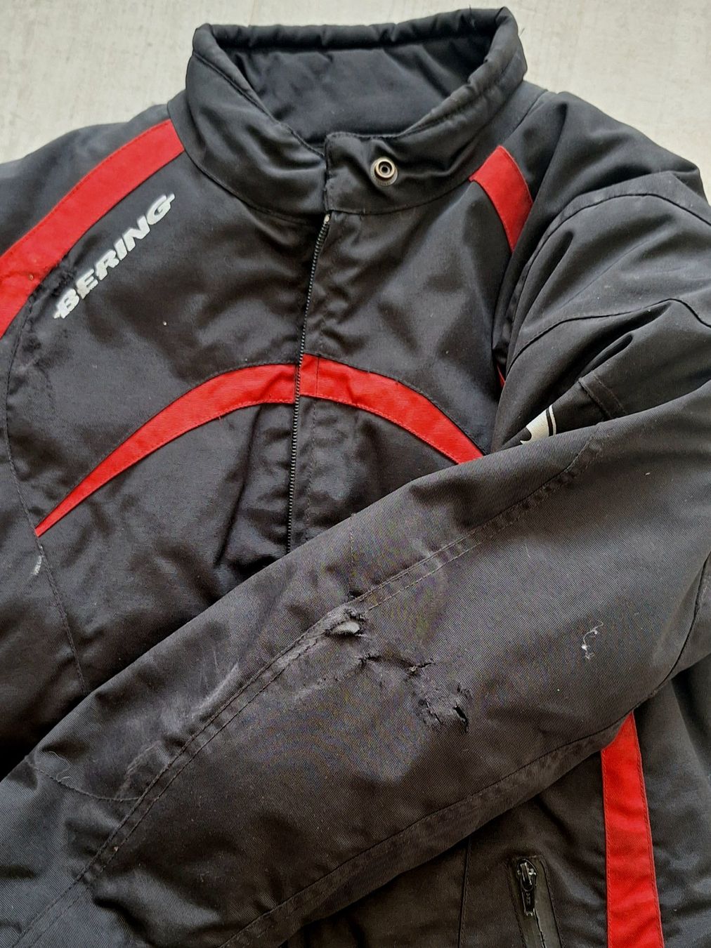 Giacche: Veste de moto Bering - Taille M – Usato da Vucherens venduto da curious 5