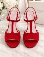 Sandales en cuir rouge grenat