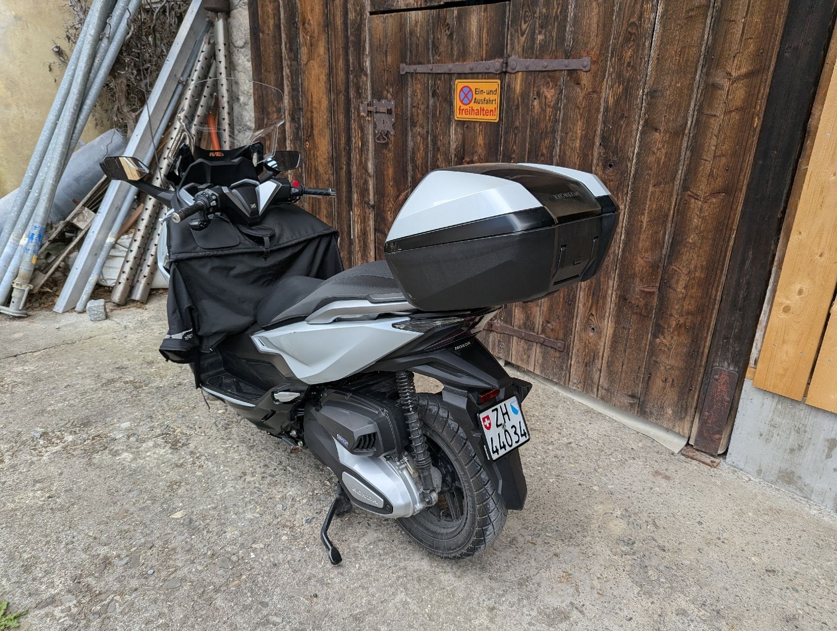 Honda Scooter: Honda Nss Forza 350 Roller – Usato da Wädenswil venduto da 8820Waedi 6