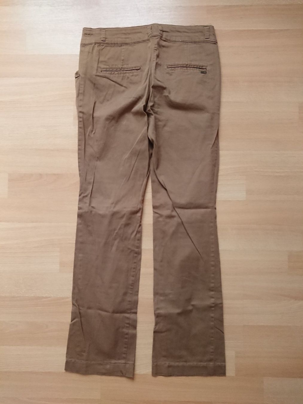 Mango Pantaloni: Damen Hose MNG Mango Gr. 34 Braun Ocker – Usato da Hallau venduto da CHACLA 1