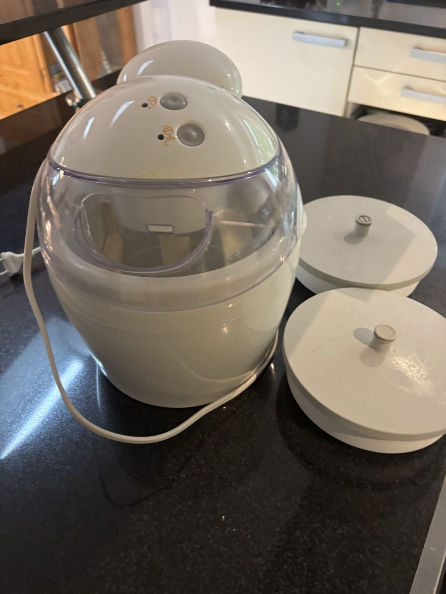 Philips Elettrodomestici da cucina: Philips Cucina Glacemaschine / Eismaschine – Usato da Hinwil venduto da Spazzo