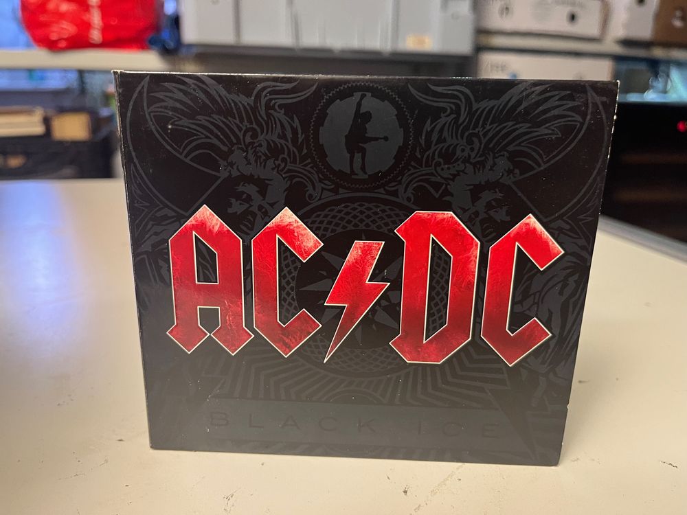 AC/DC - Black Ice - (Red Logo Digipack) - HH22D | Kaufen auf Ricardo