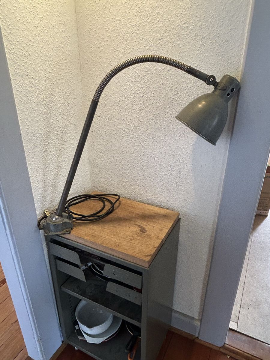Lampade: ANTIKE LAMPE INDUSTRIE – Usato da Bottmingen venduto da Surubi 9