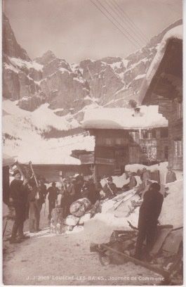 Ansichtskarten: Leukerbad - Journée de Commune. – Gebraucht aus Schlieren von Rapaelli