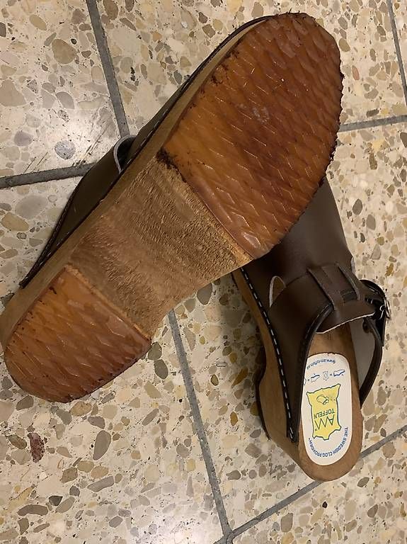 Damenschuhe: Damenclogs, Gr.41, braun, Leder – Neu und originalverpackt aus Herzogenbuchsee von _Elegance_
