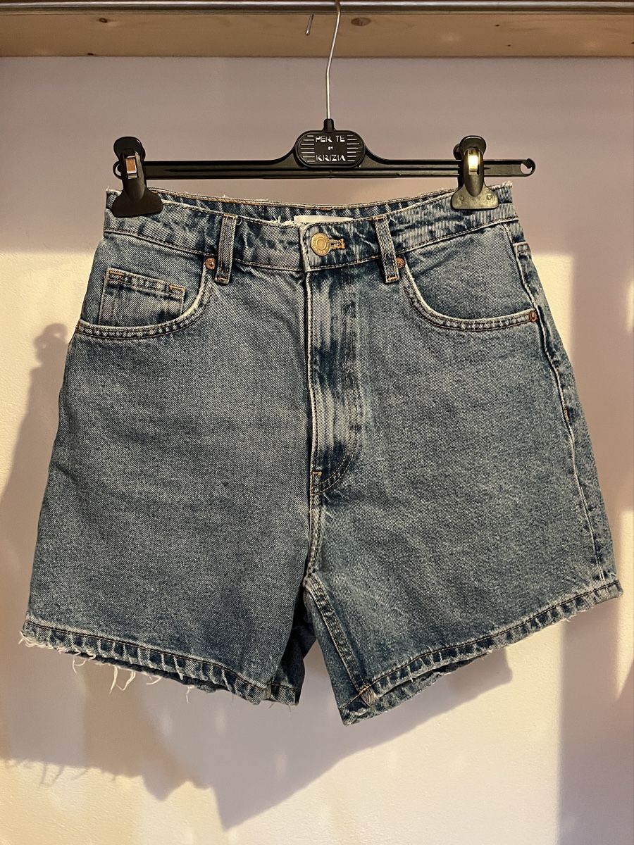 Zara Jeans: Zara Jeans Shorts – Usato da Samedan venduto da K7kgh
