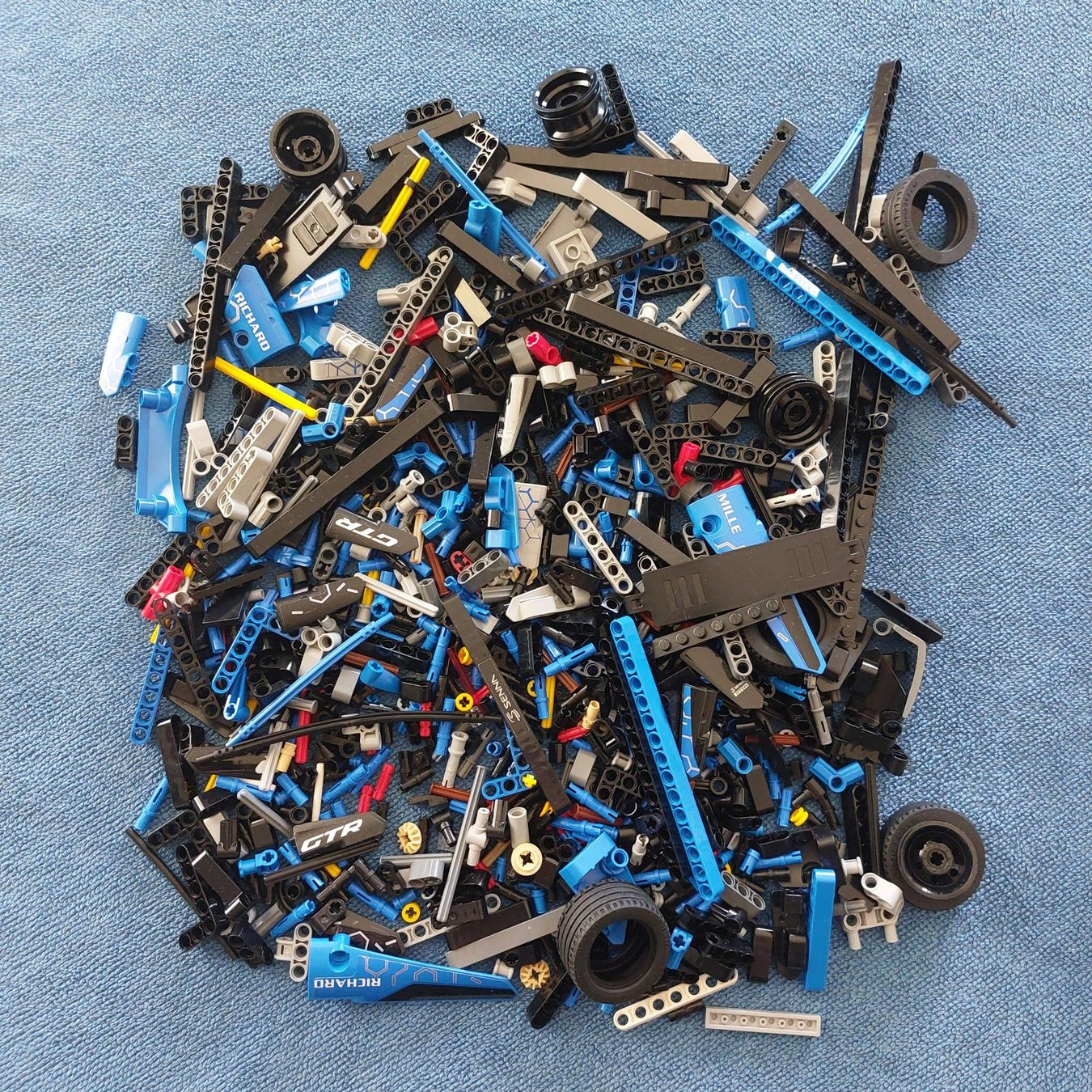Lego Baukästen: LEGO 42123 – Gebraucht aus Uetikon am See von Peter_von_Lanthen 1