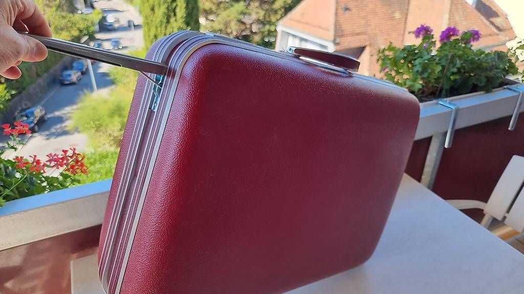 Valises de voyage: Valise – D'occasion à La Tour-de-Peilz par JackDev 1