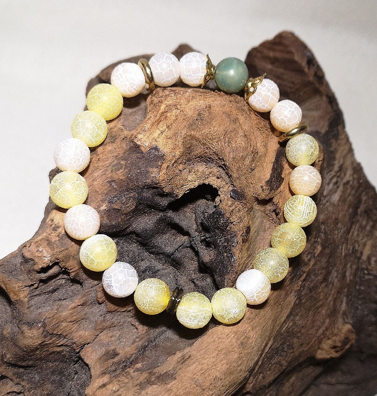 Bracciali & Braccialetti: weiss-gelbe Armk. - Spendenaktion – Nuovo (secondo la descrizione) da Unterkulm venduto da Nachtigall 1