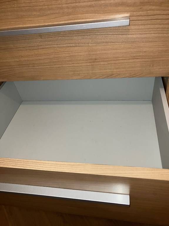 Cassettiere: MODERNE HOHE KOMMODE  TOP ZUSTAND  – Usato da Baar venduto da leo_j8vl 2